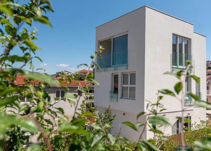 Amazing View ヴィラ トロギール