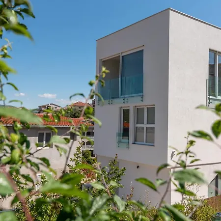 Amazing View Βίλα Τρογκίρ